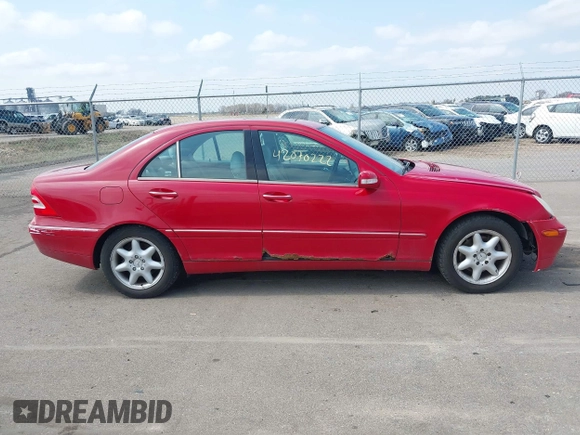 2004 Mercedes-Benz C 240 с VIN WDBRF81J14F500164, выставлен на аукционе IAAI как лот 42070222 с пробегом 187 420 миль миль и . История ставок и продаж доступна на DreamBid. Изображение 13.