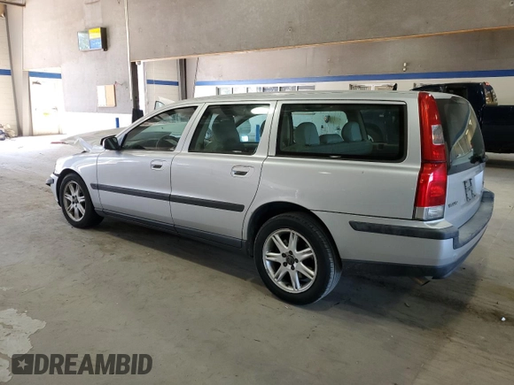 2004 Volvo V70 with VIN YV1SW59VX42427080, listed as a Copart auction lot 48923415 with 180,212 mi miles and Salvage Title. Bid and sale history available at carsss.com. Image 2.