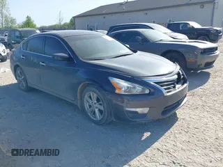 2013 Nissan Altima SV with VIN 1N4AL3AP7DC221422, listed as a IAAI auction lot 42106726 with 169,783 mi miles and . Bid and sale history available at DreamBid. Image 1.