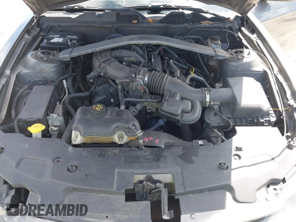 2011 Ford Mustang V6 with VIN 1ZVBP8EM3B5129187, listed as a IAAI auction lot 42555189 with 199,261 mi miles and . Bid and sale history available at DreamBid. Image 10.