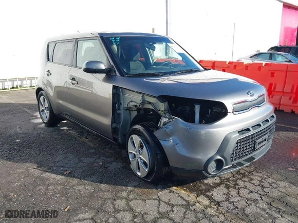 2016 Kia Soul with VIN KNDJN2A29G7348544, listed as a IAAI auction lot 40767628 with NaN miles. Bid and sale history available at carsss.com. Image 6.