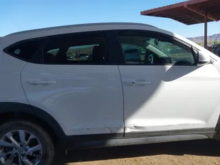 2019 Hyundai Tucson Value with VIN KM8J33A49KU979927, listed as a IAAI auction lot 41818355 with 96,208 mi miles. Bid and sale history available at carsss.com. Image 13.