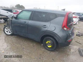 2020 Kia Soul S with VIN KNDJ23AU2L7001180, listed as a IAAI auction lot 41563960 with 72,256 mi miles. Bid and sale history available at carsss.com. Image 3.