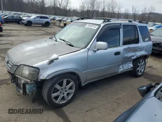 1998 Honda CR-V EX with VIN JHLRD1861WC031682, listed as a Copart auction lot 81453284 with 255,149 mi miles and Non Repairable. Bid and sale history available at carsss.com. Image 1.