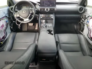 2021 Lexus IS 300 z VIN JTHCA1D28M5116162, wystawiony jako Copart lot #51757005 z przebiegiem 59 965 mil mil oraz Szkoda całkowita • Salvage title. Historia ofert i sprzedaży dostępna na DreamBid. Obrazek 8.
