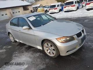 2008 BMW 3 Series 335xi with VIN WBAVD53538A010720, listed as a IAAI auction lot 41526919 with 248,976 mi miles. Bid and sale history available at carsss.com. Image 1.