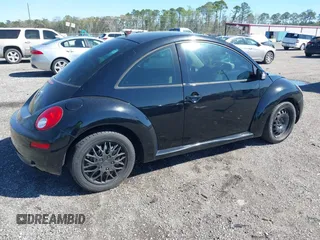 2010 Volkswagen Beetle с VIN 3VWPW3AG9AM019183, выставлен на аукционе IAAI как лот 41807843 с пробегом 134 642 миль миль и . История ставок и продаж доступна на DreamBid. Изображение 4.