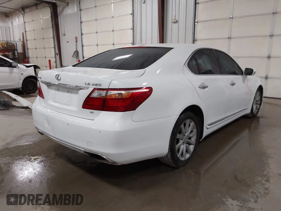 2010 Lexus LS 460 z VIN JTHCL5EF9A5006610, wystawiony jako IAAI lot #41833426 z przebiegiem 224 890 mil mil oraz . Historia ofert i sprzedaży dostępna na DreamBid. Obrazek 4.