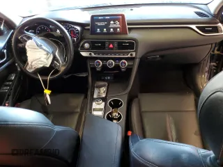 2019 Genesis G70 2.0T Advanced with VIN KMTG64LA1KU026869, listed as a Copart auction lot 70709004 with 85,109 mi miles and Salvage Title. Bid and sale history available at carsss.com. Image 8.