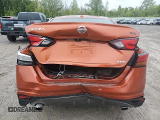 2019 Nissan Altima SR z VIN 1N4BL4CW8KC218752, wystawiony jako Copart lot #58177665 z przebiegiem 92 806 mil mil oraz Szkody całkowita. Historia ofert i sprzedaży dostępna na DreamBid. Obrazek 6.