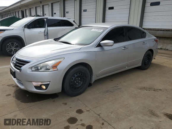 2015 Nissan Altima SV z VIN 1N4AL3AP9FC595825, wystawiony jako Copart lot #51223605 z przebiegiem 136 199 mil mil oraz Szkoda całkowita • Salvage title. Historia ofert i sprzedaży dostępna na DreamBid. Obrazek 1.
