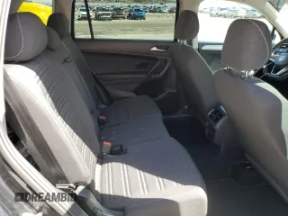 2022 Volkswagen Tiguan S with VIN 3VV0B7AXXNM045175, listed as a Copart auction lot 51555585 with 57,657 mi miles and Salvage title. Bid and sale history available at DreamBid. Image 11.