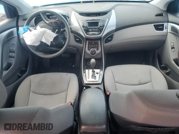 2013 Hyundai Elantra GLS с VIN KMHDH4AE2DU881886, выставлен на аукционе Copart как лот 52781275 с пробегом 64 252 миль миль и Списание • Salvage title. История ставок и продаж доступна на DreamBid. Изображение 8.