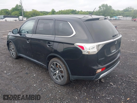 2015 Mitsubishi Outlander GT z VIN JA4JZ4AX8FZ002364, wystawiony jako IAAI lot #42187976 z przebiegiem 144 447 mil mil oraz . Historia ofert i sprzedaży dostępna na DreamBid. Obrazek 3.