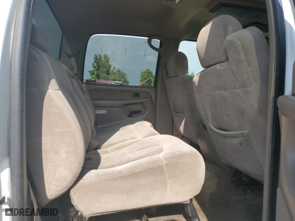 2002 Chevrolet Silverado 1500HD LS with VIN 1GCGC13U22F115497, listed as a Copart auction lot 66585824 with 211,687 mi miles and Salvage Title. Bid and sale history available at carsss.com. Image 11.
