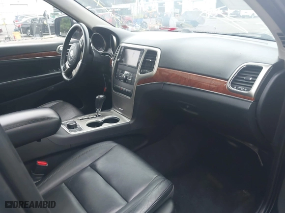 2011 Jeep Grand Cherokee Limited with VIN 1J4RR5GG6BC715356, listed as a IAAI auction lot 40158736 with 146,567 mi miles. Bid and sale history available at carsss.com. Image 5.