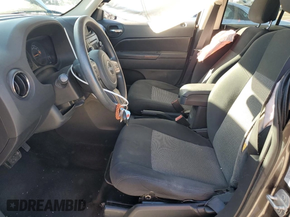 2014 Jeep Patriot Sport with VIN 1C4NJRBB8ED924658, listed as a Copart auction lot 42917435 with 151,953 mi miles and Salvage Title. Bid and sale history available at carsss.com. Image 7.