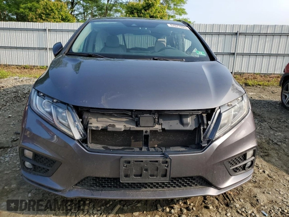 2019 Honda Odyssey EX with VIN 5FNRL6H58KB013889, listed as a Copart auction lot 57077025 with 126,467 mi miles and Salvage title. Bid and sale history available at DreamBid. Image 5.