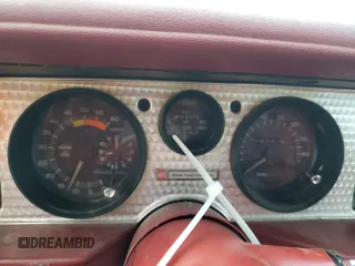 1980 Pontiac Firebird z VIN 2V87TAL116556, wystawiony jako Copart lot #64086644 z przebiegiem 15 342 mil mil oraz Szkody całkowita. Historia ofert i sprzedaży dostępna na DreamBid. Obrazek 9.