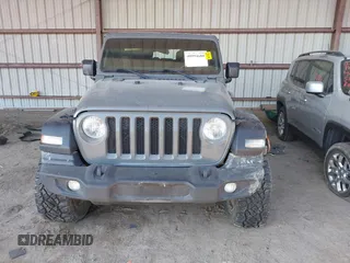 2020 Jeep Wrangler Unlimited Sport S с VIN 1C4HJXDG1LW189100, выставлен на аукционе IAAI как лот 40994680 с пробегом 172 039 миль миль и . История ставок и продаж доступна на DreamBid. Изображение 13.