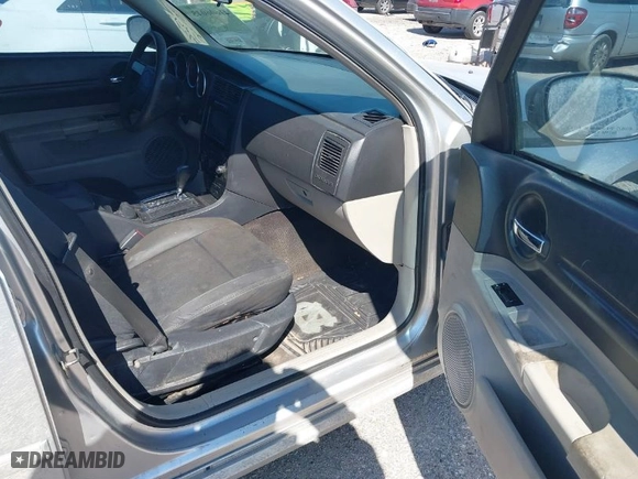 2007 Dodge Magnum with VIN 2D4FV47V87H622228, listed as a IAAI auction lot 41606045 with 264,622 mi miles. Bid and sale history available at carsss.com. Image 5.