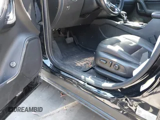 2021 Chevrolet Blazer RS z VIN 3GNKBERS4MS523208, wystawiony jako IAAI lot #42078498 z przebiegiem 63 851 mil mil oraz . Historia ofert i sprzedaży dostępna na DreamBid. Obrazek 12.