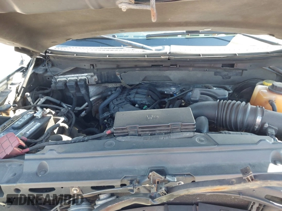 2014 Ford F-150 XL with VIN 1FTMF1CM3EKD71850, listed as a IAAI auction lot 41717723 with 276,867 mi miles. Bid and sale history available at carsss.com. Image 10.