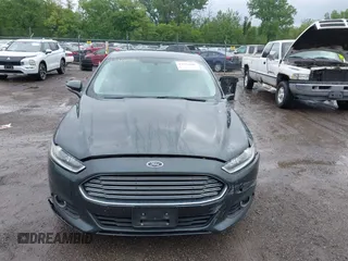 2015 Ford Fusion SE z VIN 1FA6P0HD9F5101925, wystawiony jako IAAI lot #42314400 z przebiegiem 159 548 mil mil oraz . Historia ofert i sprzedaży dostępna na DreamBid. Obrazek 12.