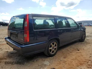 1999 Volvo V70 с VIN YV1LW55A6X2622721, выставлен на аукционе Copart как лот 56419235 с пробегом Не указан миль и Списание • Salvage title. История ставок и продаж доступна на DreamBid. Изображение 3.