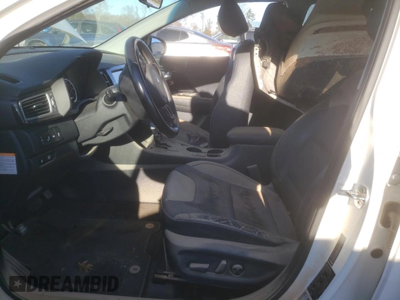 2017 Kia Niro Touring Launch Edition with VIN KNDCC3LC0H5058507, listed as a Copart auction lot 46480425 with 81,940 mi miles and Non Repairable. Bid and sale history available at carsss.com. Image 7.