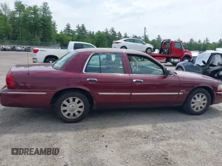 2005 Mercury Grand Marquis LS Premium z VIN 2MEHM75W05X636003, wystawiony jako IAAI lot #42480277 z przebiegiem 224 789 mil mil oraz . Historia ofert i sprzedaży dostępna na DreamBid. Obrazek 14.