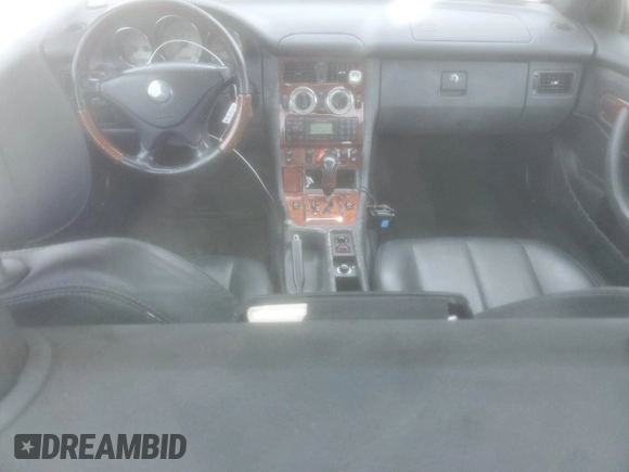 2001 Mercedes-Benz SLK 230/320 with VIN WDBKK65F41F231922, listed as a Copart auction lot 44355855 with 91,480 mi miles and Salvage title. Bid and sale history available at DreamBid. Image 8.
