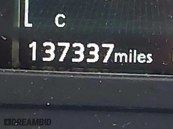 2019 Mitsubishi Outlander ES z VIN JA4AR3AU8KU028227, wystawiony jako IAAI lot #41901320 z przebiegiem 137 337 mil mil oraz . Historia ofert i sprzedaży dostępna na DreamBid. Obrazek 16.