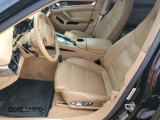 2015 Porsche Panamera S E-Hybrid z VIN WP0AD2A76FL041627, wystawiony jako Copart lot #63190924 z przebiegiem 88 860 mil mil oraz Szkody całkowita. Historia ofert i sprzedaży dostępna na DreamBid. Obrazek 7.