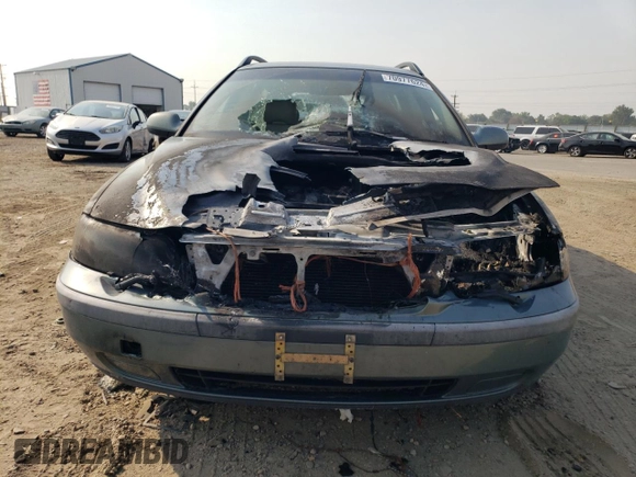 2002 Volvo V70 with VIN YV1SJ58DX21249326, listed as a Copart auction lot 70977624 with 0 mi miles and Salvage Title. Bid and sale history available at carsss.com. Image 5.