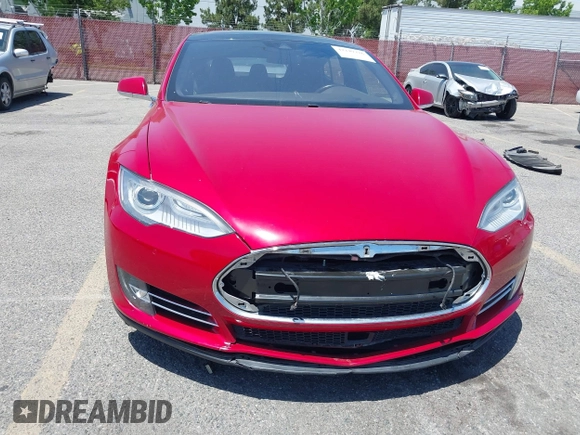 2016 Tesla Model S 90D с VIN 5YJSA1E26GF120631, выставлен на аукционе IAAI как лот 42249326 с пробегом 84 491 миль миль и . История ставок и продаж доступна на DreamBid. Изображение 6.