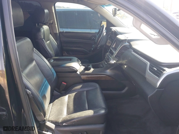 2015 Chevrolet Suburban LS with VIN 1GNSCHKC4FR247183, listed as a IAAI auction lot 41588924 with 283,741 mi miles. Bid and sale history available at carsss.com. Image 5.
