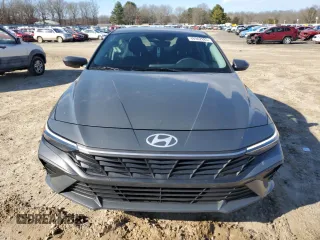2024 Hyundai Elantra SEL with VIN KMHLM4DG3RU817352, listed as a Copart auction lot 46942885 with 24,432 mi miles and Salvage Title. Bid and sale history available at carsss.com. Image 5.