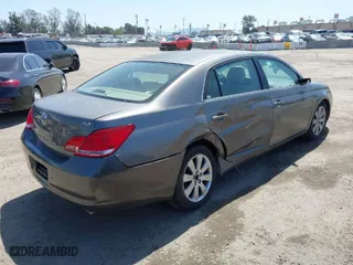 2005 Toyota Avalon XL with VIN 4T1BK36B75U041637, listed as a IAAI auction lot 41967868 with 157,582 mi miles. Bid and sale history available at carsss.com. Image 4.