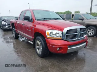 2006 Dodge 1500 SLT z VIN 1D7HU18216S562740, wystawiony jako IAAI lot #42403092 z przebiegiem 124 924 mil mil oraz . Historia ofert i sprzedaży dostępna na DreamBid. Obrazek 1.