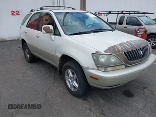 1999 Lexus RX 300 z VIN JT6HF10U3X0088490, wystawiony jako IAAI lot #42325888 z przebiegiem 215 277 mil mil oraz . Historia ofert i sprzedaży dostępna na DreamBid. Obrazek 1.