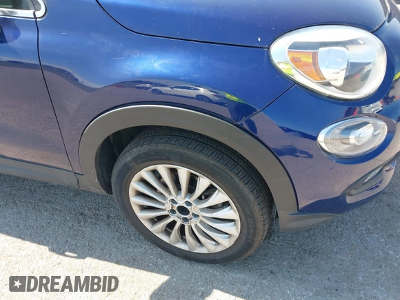 2016 FIAT 500X Lounge z VIN ZFBCFYDT3GP360656, wystawiony jako IAAI lot #39720445 z przebiegiem 52 736 mil mil oraz . Historia ofert i sprzedaży dostępna na DreamBid. Obrazek 15.