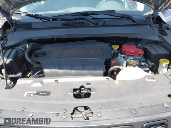 2019 Jeep Compass Latitude with VIN 3C4NJCBBXKT613848, listed as a IAAI auction lot 42598962 with 47,550 mi miles and . Bid and sale history available at DreamBid. Image 10.