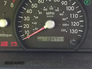 2004 Kia Sorento LX with VIN KNDJC733045304206, listed as a IAAI auction lot 41899253 with 134,711 mi miles. Bid and sale history available at carsss.com. Image 7.