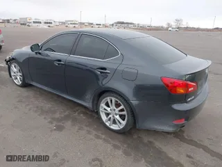 2006 Lexus IS 350 Auto with VIN JTHBE262765010064, listed as a IAAI auction lot 41431359 with 185,216 mi miles. Bid and sale history available at carsss.com. Image 3.