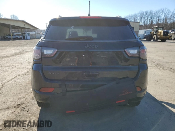 2022 Jeep Compass (RED) Edition with VIN 3C4NJDCB5NT156889, listed as a Copart auction lot 42326945 with Not provided miles and Salvage title. Bid and sale history available at DreamBid. Image 6.