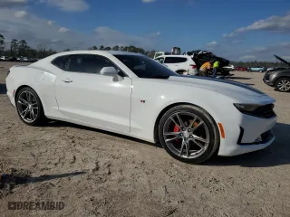 2020 Chevrolet Camaro 2LT with VIN 1G1FC1RS9L0147295, listed as a Copart auction lot 86554824 with 0 mi miles and Non Repairable. Bid and sale history available at carsss.com. Image 4.