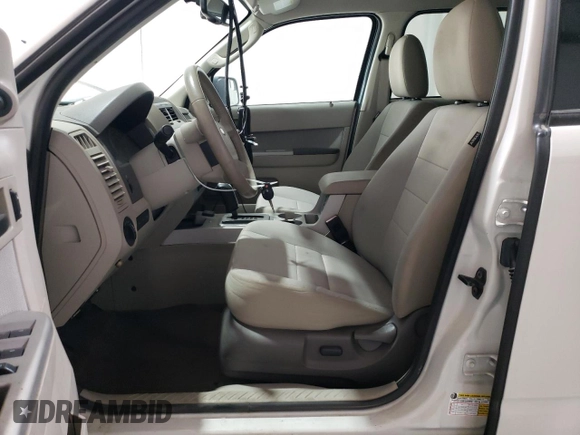 2011 Ford Escape Hybrid with VIN 1FMCU4K35BKC23461, listed as a Copart auction lot 73209354 with 3,888 mi miles and Clean title. Bid and sale history available at DreamBid. Image 7.