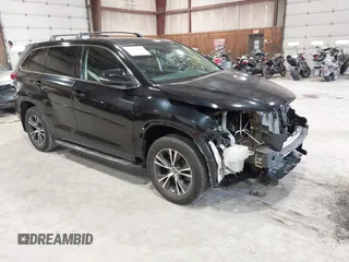 2019 Toyota Highlander LE with VIN 5TDBZRFH9KS939129, listed as a IAAI auction lot 42474679 with 49,532 mi miles and . Bid and sale history available at DreamBid. Image 1.