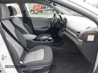 2020 Hyundai Ioniq SE with VIN KMHC75LJ2LU071350, listed as a IAAI auction lot 42169600 with 74,011 mi miles and . Bid and sale history available at DreamBid. Image 5.